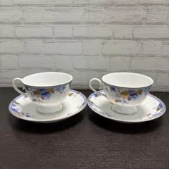 NARUMIティーカップ＆ソーサー 2客ナルミ金彩 葡萄柄　Fine China