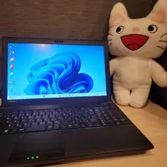 美品　薄型　ノートパソコン　東芝　大画面　持ち運びにも最適！