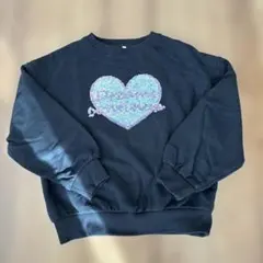 ハート型ラメ刺繍 ブラックトレーナー