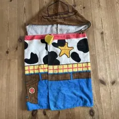 ウッディ フード付きタオル　トイストーリー