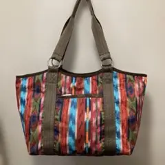 美品　LeSportsac トートバック 舟形 A4収納 大容量 軽量のサムネイル