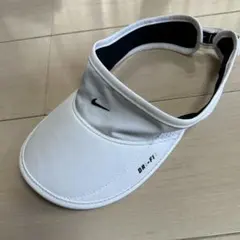Nike DRI-FIT ホワイトキャップ