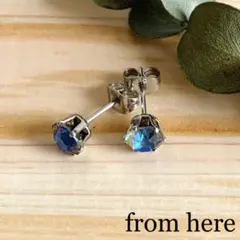 《スワロフスキー》カットストーンピアス【クリスタルアーミーグリーンディライト】