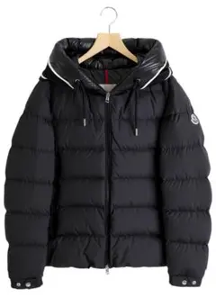 2025年最新】モンクレール cardereの人気アイテム - メルカリ