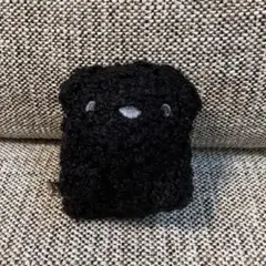 ブラック マスコット てのひらサイズのトイプードルぬいぐるみ - メルカリ
