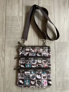 LeSportsac ショルダーバック　ボディバッグ　ポシェット