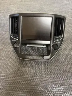 トヨタ クラウン GRS210 純正ナビ モニター 86111-30B70のサムネイル