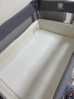 ココネルエアー　アップリカ　ベビーベッド