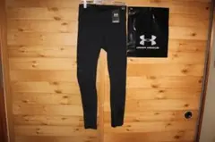 レディースM　黒　アンダーアーマー　秋冬コールドギアコンプレッションタイツ