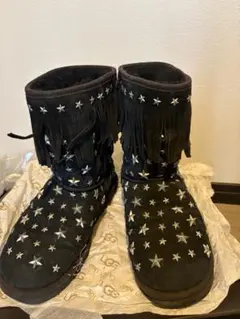 UGG ×ジミーチュウJIMMY CHOO黒スタースタッズ ムートンブーツ