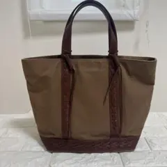 【美品】ヴァネッサブリューノ レザー編み込み トートバッグ 茶 A4収納可 美品】ヴァネッサブリューノ レザー編み込み トートバッグ 茶 A4収納可