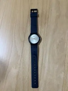 CASIO MQ-24文字盤GOLD ブラック ラバーベルト 時計