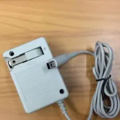 任天堂純正】ニンテンドー3DS/2DS用の充電器 - メルカリ