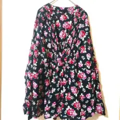TORRID 花柄チュニック サイズ4 総柄 大きめ ゆったり