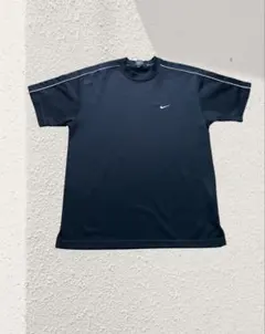 NIKE Tシャツ　トップス　スポーツウェア　速乾　Mサイズ　ブラック