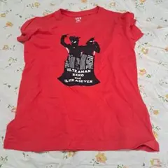 Q63　ぴ　ユニクロ　UT　ウルトラマン　子供服　Tシャツ　サイズ130