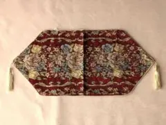 【新品未使用】金糸花柄タペストリー織り テーブルランナー ドイリー 金色タッセル