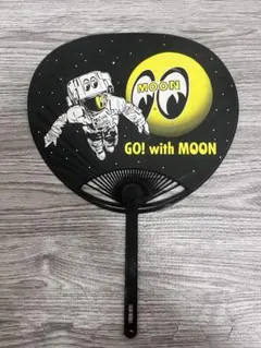 MOONEYES 2020 SUMMER うちわのサムネイル