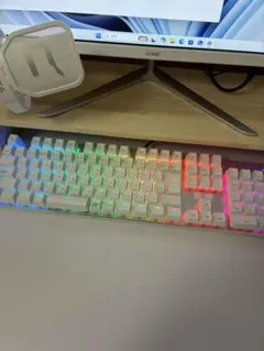 게이밍 키보드 화이트 RGB 백라이트 탑재