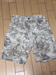 ZARA ショートパンツ 42