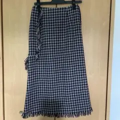 Item thumbnail for item 1f1045c1-b42f-48f0-bea5-e7d8e25bdef2