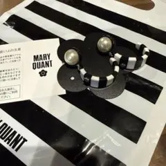 マリークワント　ピアス