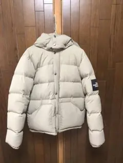 ノースフェイス ダウンジャケット CAMP SIERRA SHORT JKT