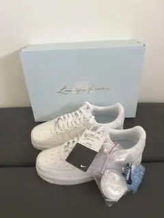 Drake NOCTA × Nike Air Force 1 Low 27のサムネイル