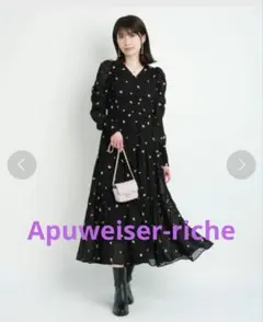 Apuweiser-riche　フラワー刺繍ワンピース