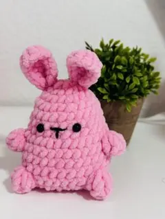 ハンドメイド かぎ編み うさぎ ぬいぐるみ｜ピンク｜あみぐるみ