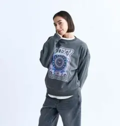 新品タグ付き！今季　ロキシー　プルオーバー スウェット