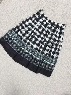 Refiect リフレクト　総柄　スカート　膝丈