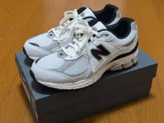 公式ストア購入新品ニューバランスM2002RPN ホワイト/ゴールド25.0cm