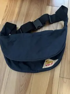 KELTY ケルティ ボディバッグ ウエストポーチ ネイビー ロゴ 軽量
