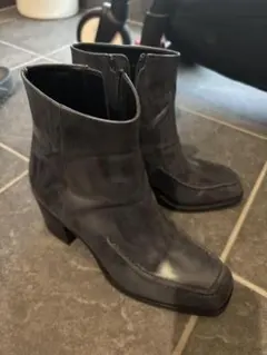 UNTISHOLD スクエアトゥ ショートブーツ グレー　37のサムネイル