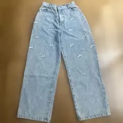 アベイル リボン刺繍ライトブルーデニムパンツ