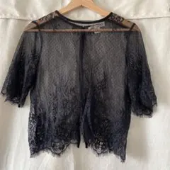 H&M レース バックボタン トップスのサムネイル