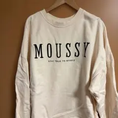 moussy ロゴ　スウェット　アイボリー