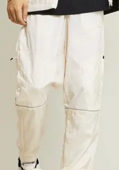 アディダス古着トラックパンツ