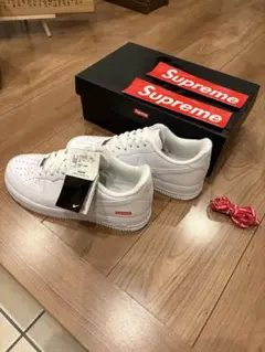シュプリームSupreme Air Force 1 Low ホワイト