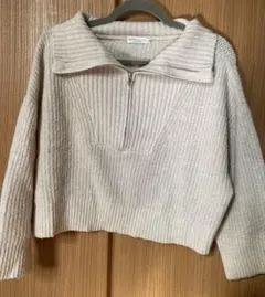 ジップ付きニット