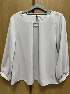 GLACIER M パール装飾付き長袖ブラウス