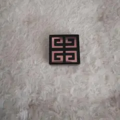 Givenchy パウダーチーク ピンク系のサムネイル
