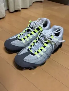 NIKE Air VaporMax 95 Neon 27cm