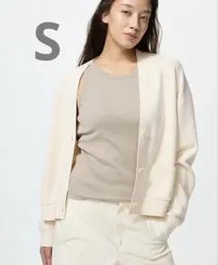 ユニクロ　スムースコットンVネックショートカーディガン