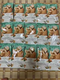 カリフォルニア堅果 プレミアム4種ミックスナッツ 20g×15袋のサムネイル