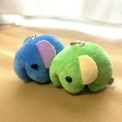 ドムドムバーガー どむぞう ぬいぐるみ 2点セット キーホルダー ガチャ 青 緑のサムネイル