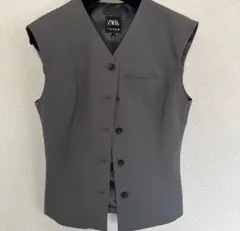 定価6,990円　ZARA ベストジレ