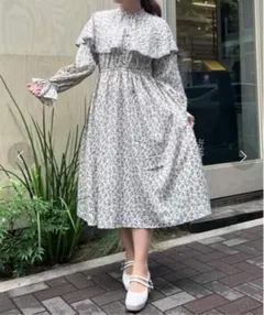 小花柄ケープワンピース axes femme