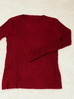 ワインレッド 長袖Vネックセーター